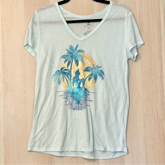 Disney Princess Little Mermaid Vneck T-shirt - Picture 1 of 3